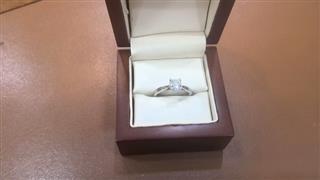 Lady's Platinum-Diamond Solitaire .70 CT. 999 Platinum 5.08g Size:5.5